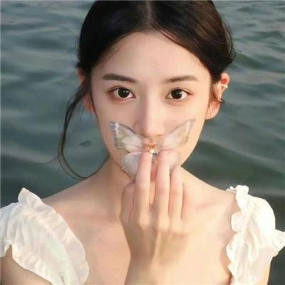 青山不墨